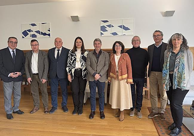 Delegación de la UA y del Ayuntamiento de Orihuela.