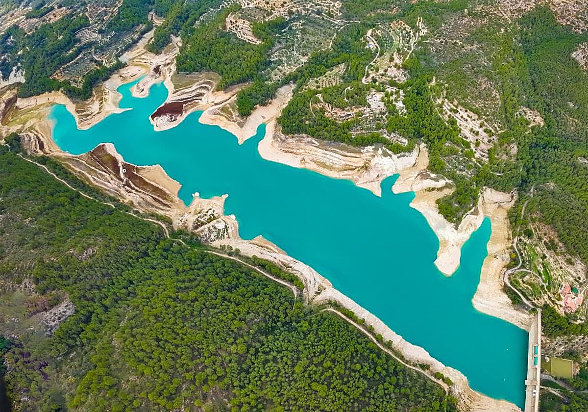 Imagen del Pantano de Guadalest.