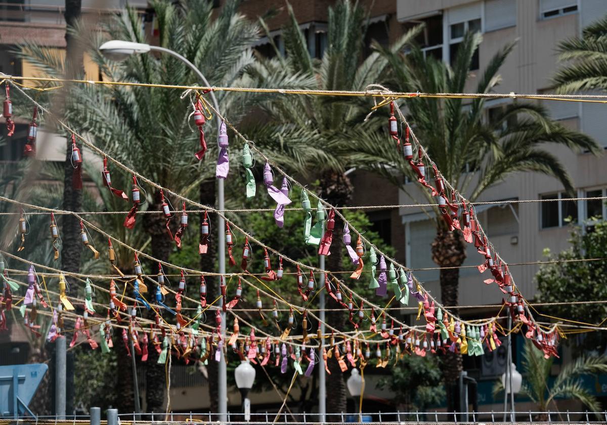 La dana obliga a suspender la mascletà de las Hogueras de Alicante en el Postiguet