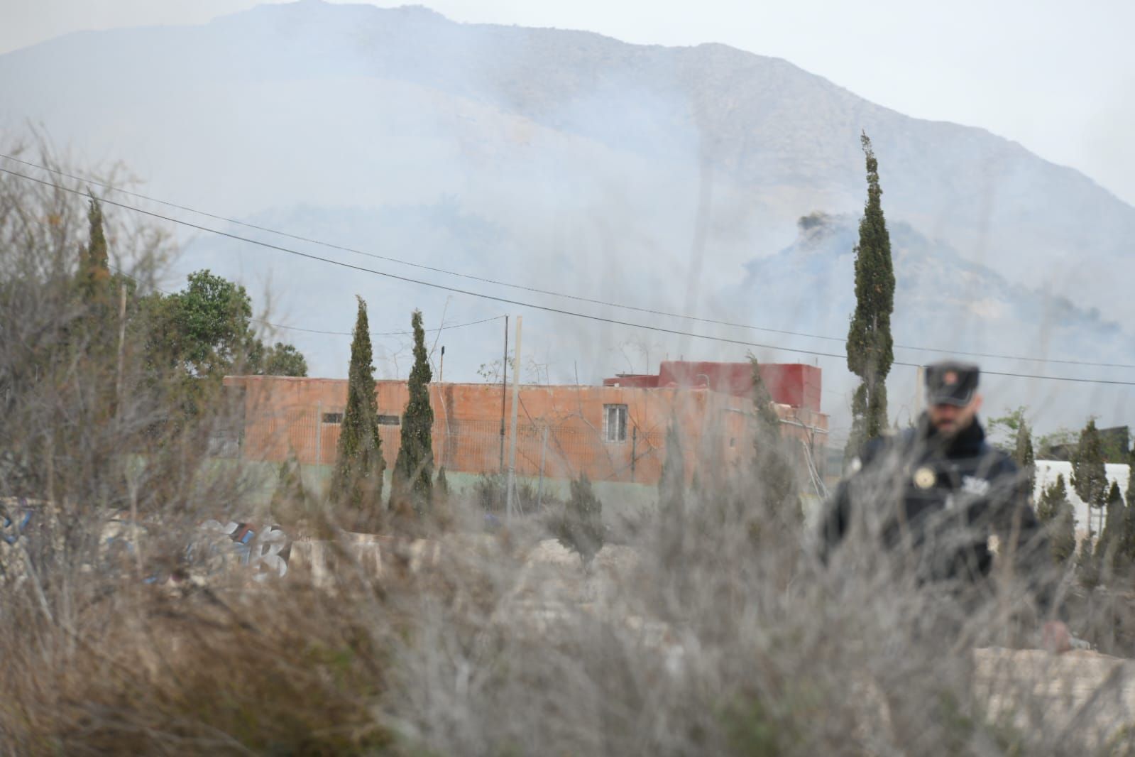 Todas las imágenes del trágico estallido en la pirotecnia alicantina