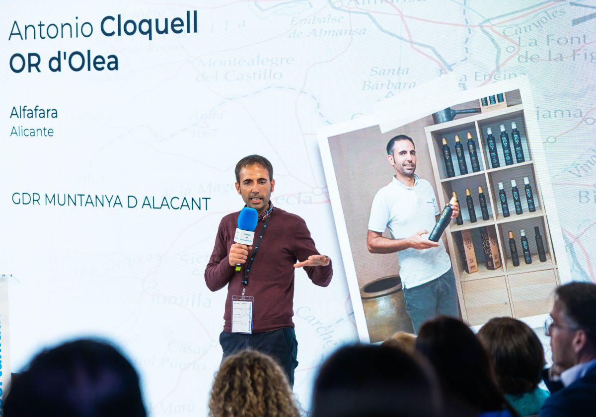 El aceite de oliva gourmet de Alicante que combate la despoblación desde un pueblo de 400 habitantes
