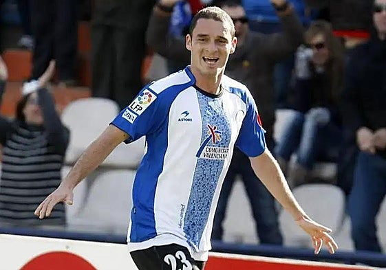 Andrija Delibašić durante su etapa como jugador del Hércules.