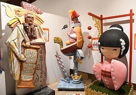 Ninots de las barracas en la exposición del pasado ejercicio en la Lonja del Pescado.