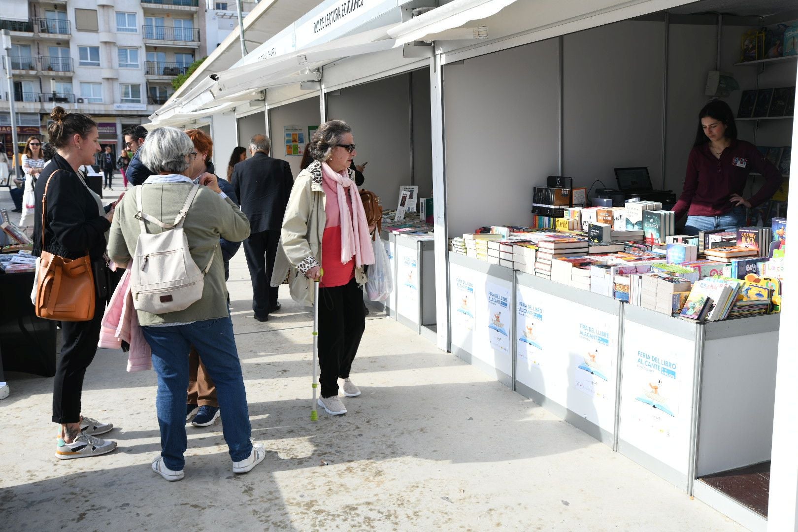 Pistoletazo de salida a la Feria del Libro de Alicante