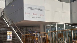 Obras de la nueva sede de la Cámara de Comercio de Alicante en el puerto.