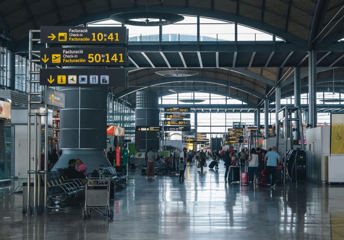 Alicante-Elche Airport Schedules 360,000 Arrival Seats for a Record-Breaking Easter