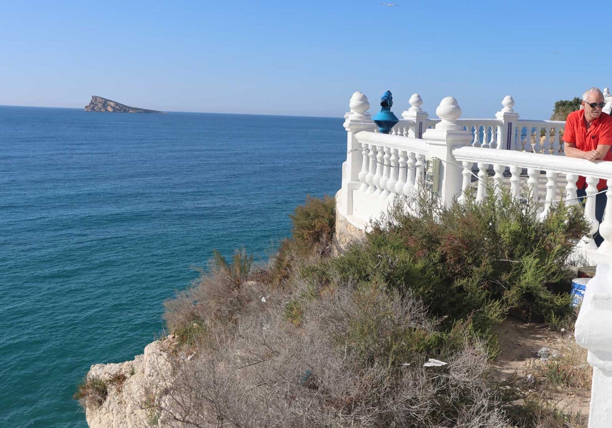 Benidorm se da los últimos retoques antes de la avalancha turística de Semana Santa