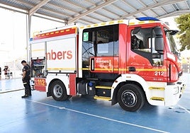 Camión de bomberos en Alicante.