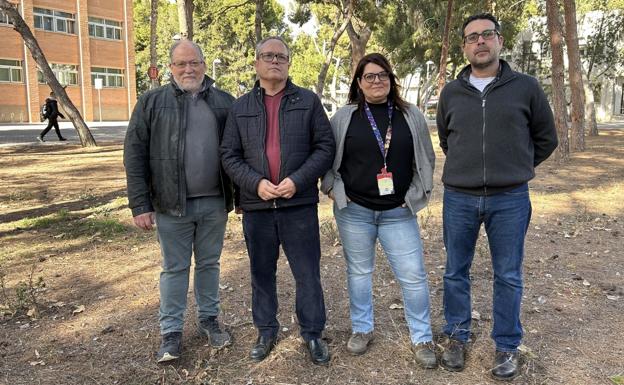 El equipo de investigación, compuesto por Stéphanie Torrijo, Salvador Maestre, Alejandro Romero y Segundo Ríos.