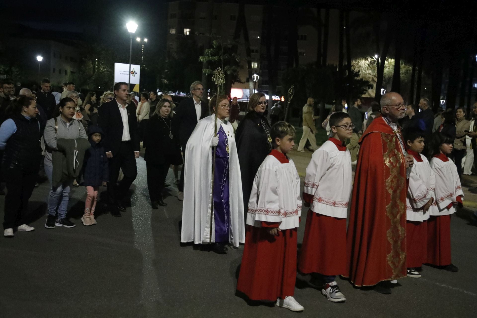 Dénia se rinde ante los pasos de la Semana Santa
