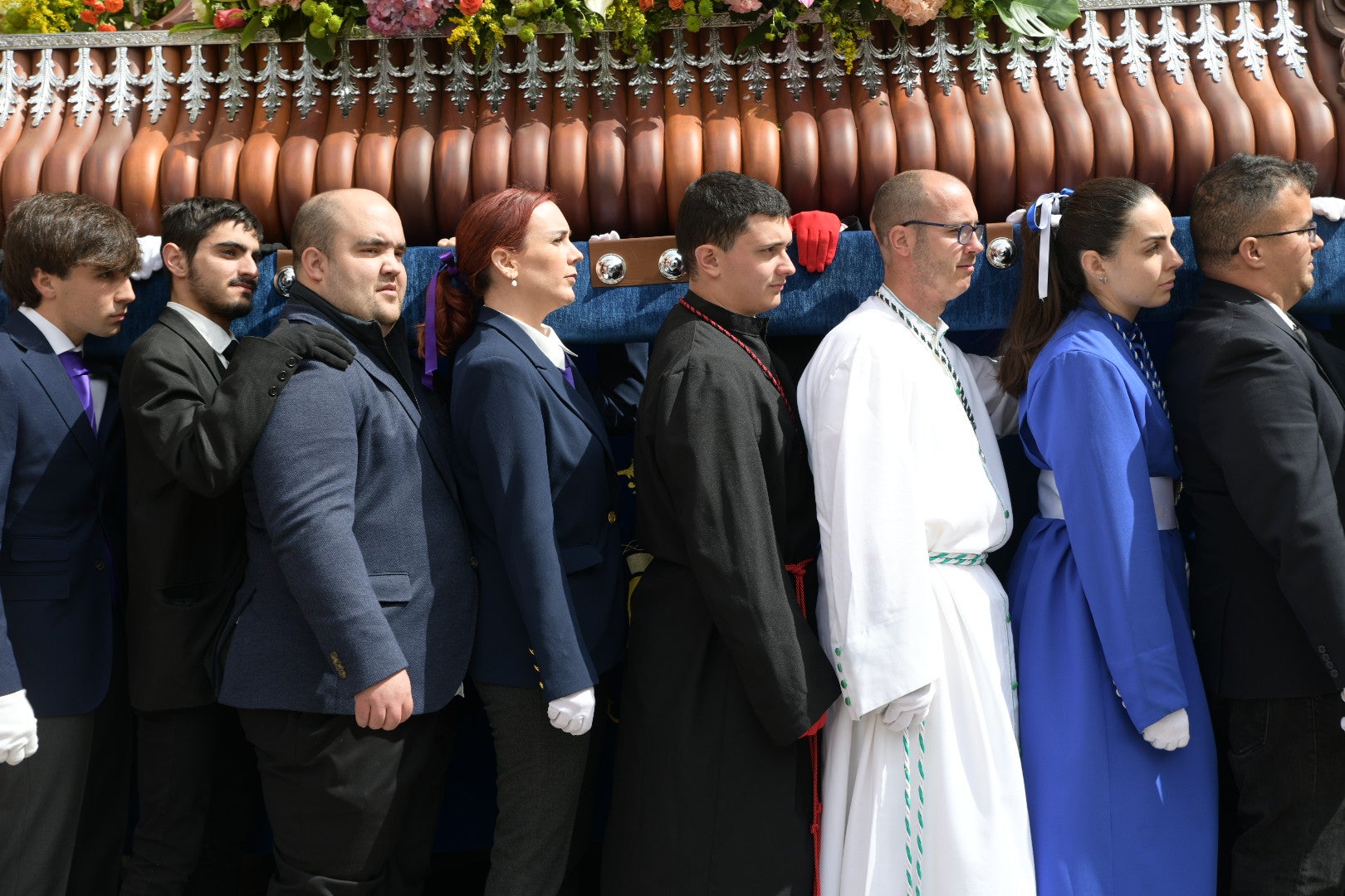 La Virgen de la Alegría y el Cristo Resucitado se encuentran en la plaza del Ayuntamiento de Alicante