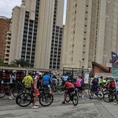 Grupo de cicloturistas que quedó el domingo por la mañana para salir en grupo desde Benidorm.