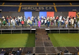 Las candidatas a bellea del foc de Alicante ensayan en la pasarela del Rico Pérez