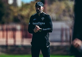 Eder Sarabia, durante un entrenamiento del Elche.