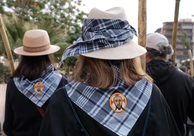Santa Faz hats.
