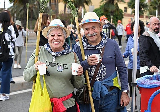 Varios peregrinos en la Santa Faz 2024.