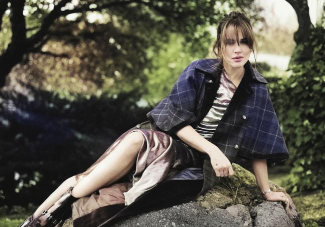 The actress Adriana Ugarte.