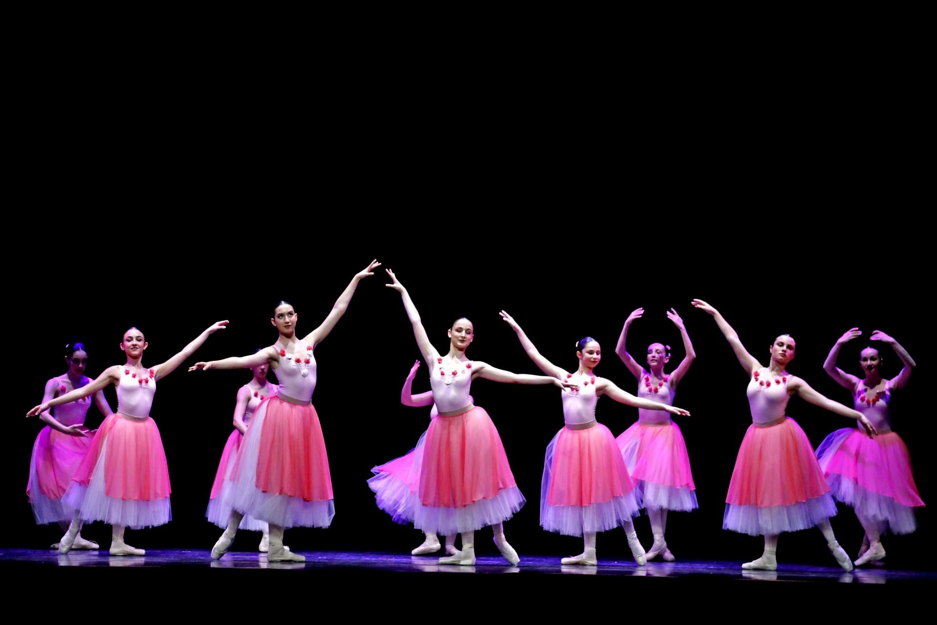 El Jove Ballet de la Marina inicia su gira en Dénia