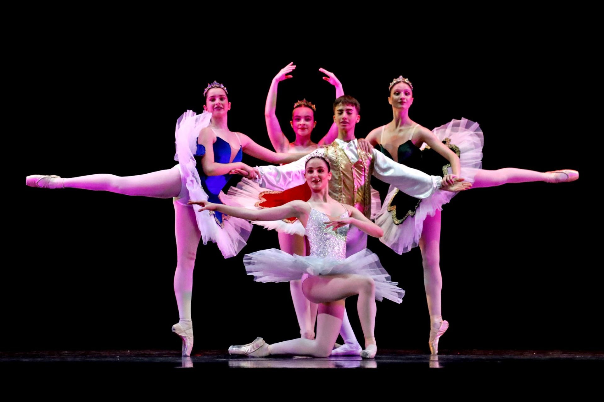 El Jove Ballet de la Marina inicia su gira en Dénia