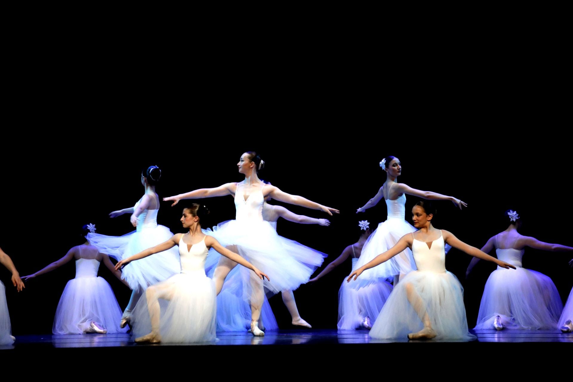 El Jove Ballet de la Marina inicia su gira en Dénia