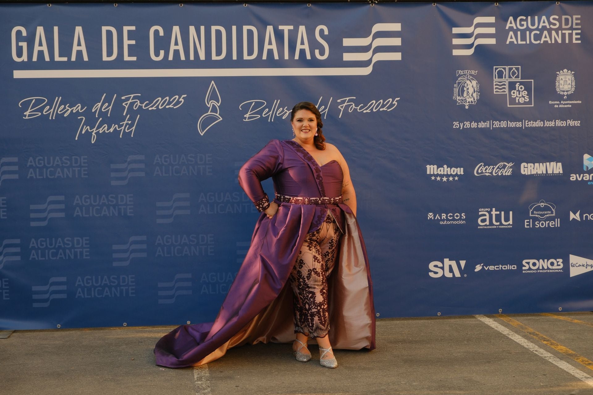 Estos son los vestidos en la gala de las candidatas a bellea del foc