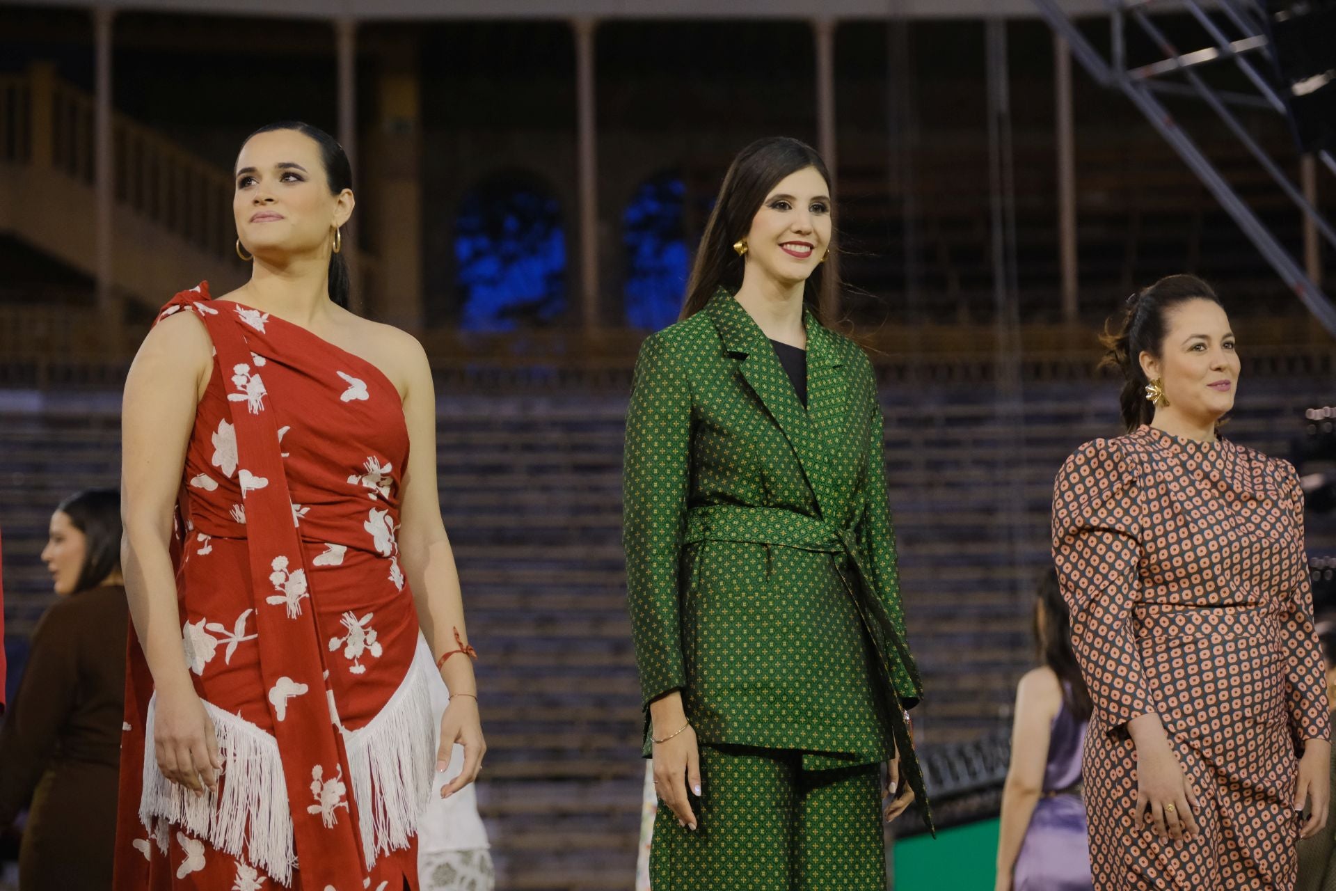 El ensayo de las candidatas a Bellea del Foc 2025, en imágenes