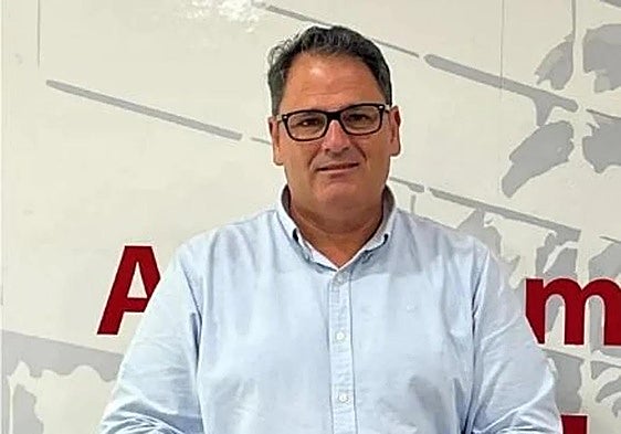 Condenan a un vecino y al alcalde de Dolores a dos multas tras un altercado