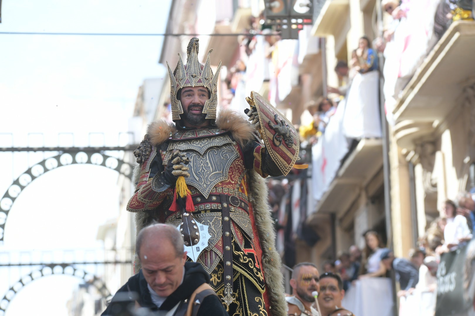 La Entrà de Moros y Cristianos de Alcoi arranca con la capitanía de los aragoneses