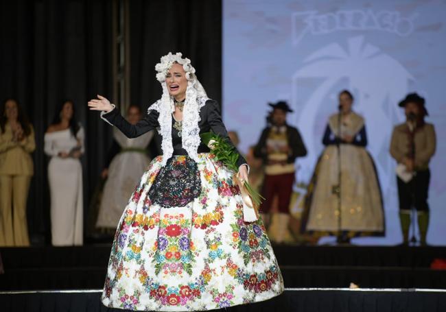 Paula Nicolás Linares, dama d'honor de la bellea del foc.