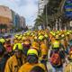 Imagen principal - Firefighters Protest in Front of Alicante Provincial Council Demanding Urgent Service Improvements