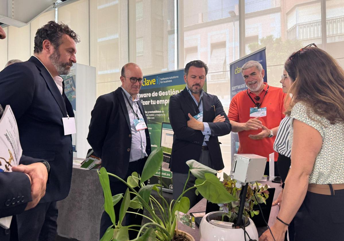Elche acoge la I Feria Tecnológica del campo ilicitano