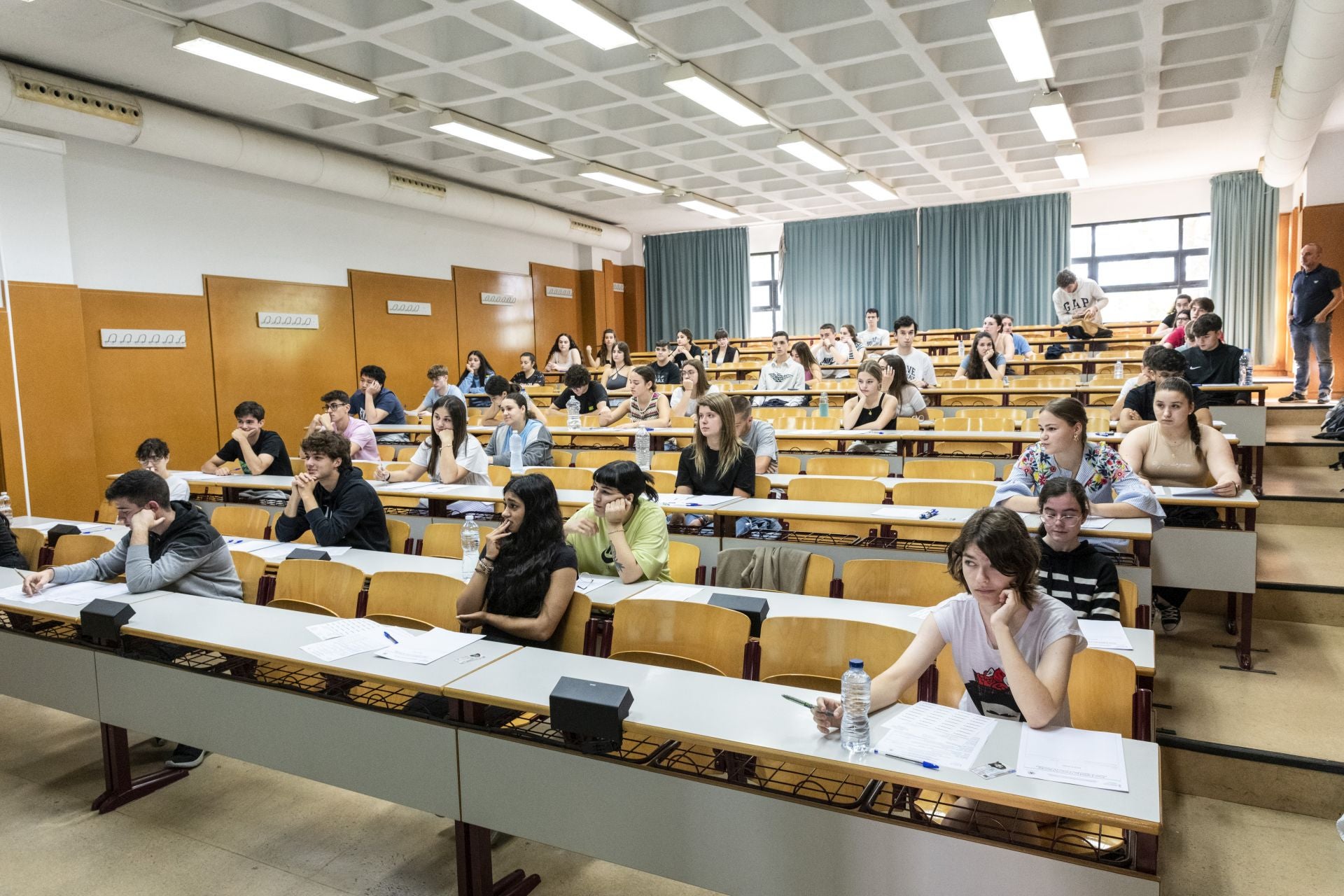 528 exámenes de selectividad resueltos al alcance de un solo clic