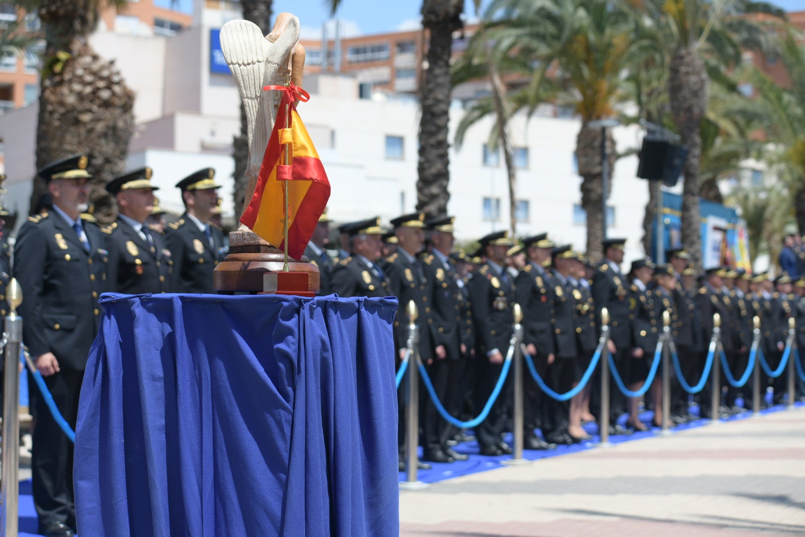 Alicante inaugura el Paseo de la Policía Nacional
