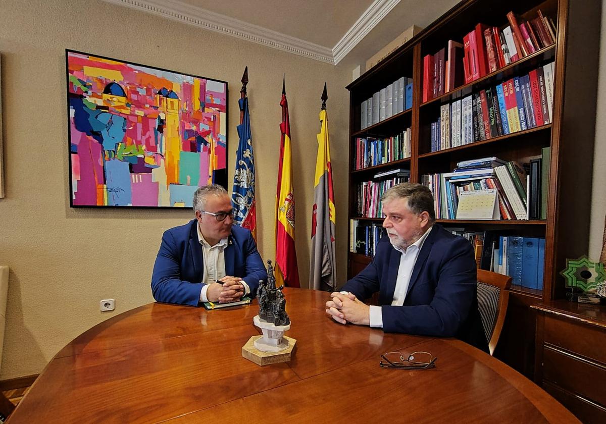 Villena e Ibi comparten su interés en el futuro desarrollo del Nodo Logístico Levante Interior