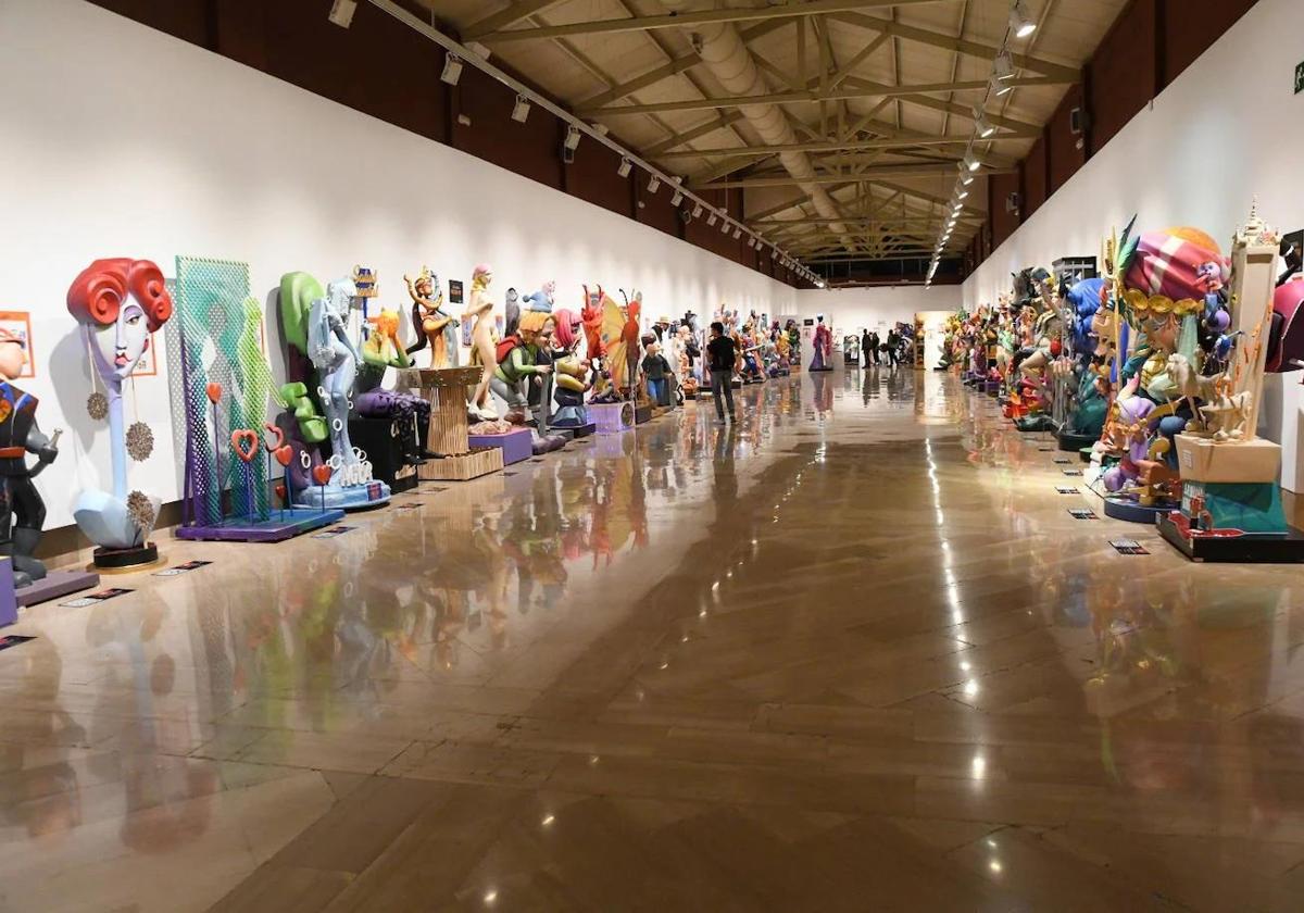The Ninot Exhibition of Alicante's Hogueras Prepares with Significant Innovations