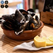 Unos mejillones hechos al momento en El Palmito.