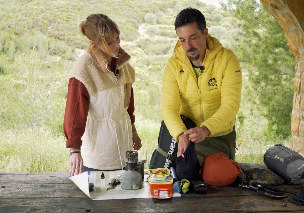 El programa 'Zoom' pone el foco en el kit de supervivencia.