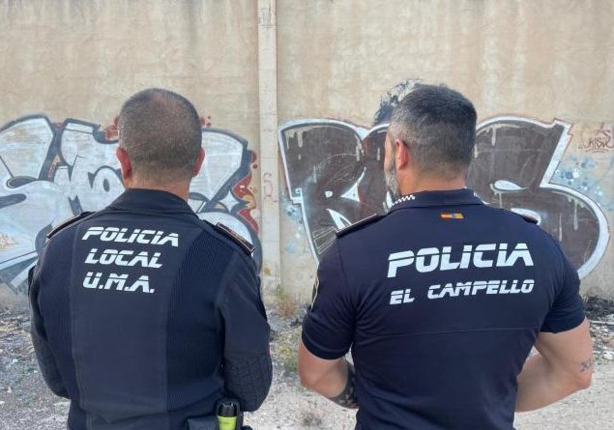 The Local Police of El Campello, in collaboration with graphology experts from Elche, have identified the author of six graffiti.
