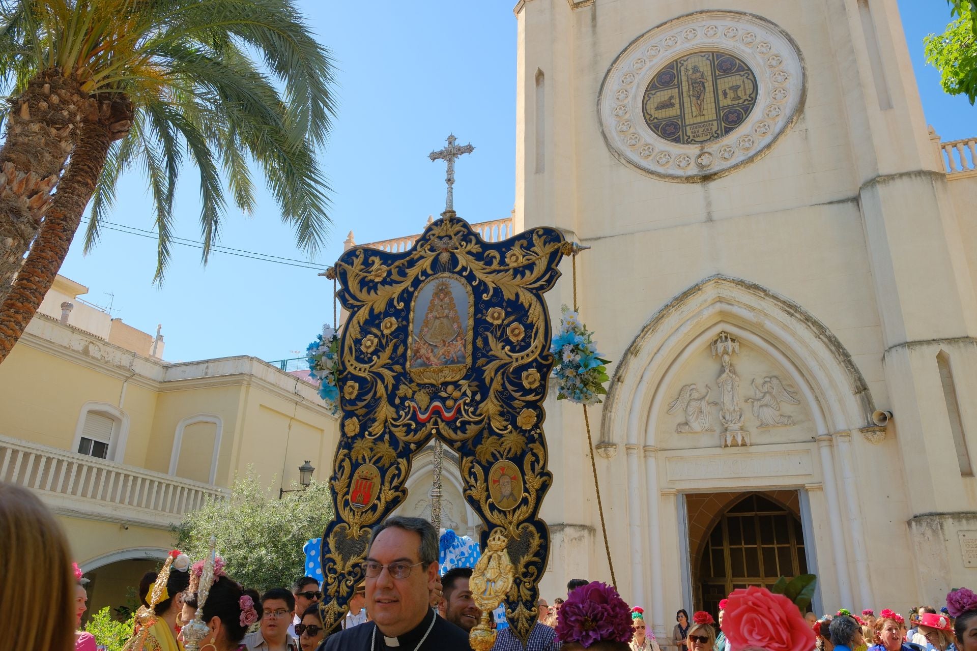Alicante pone rumbo a la romería de El Rocío