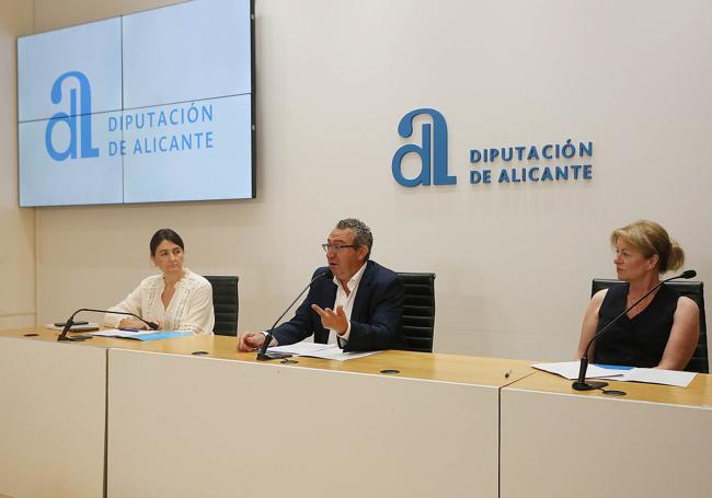 Presentación de nuevo Plan +Cerca de la Diputación de Alicante.