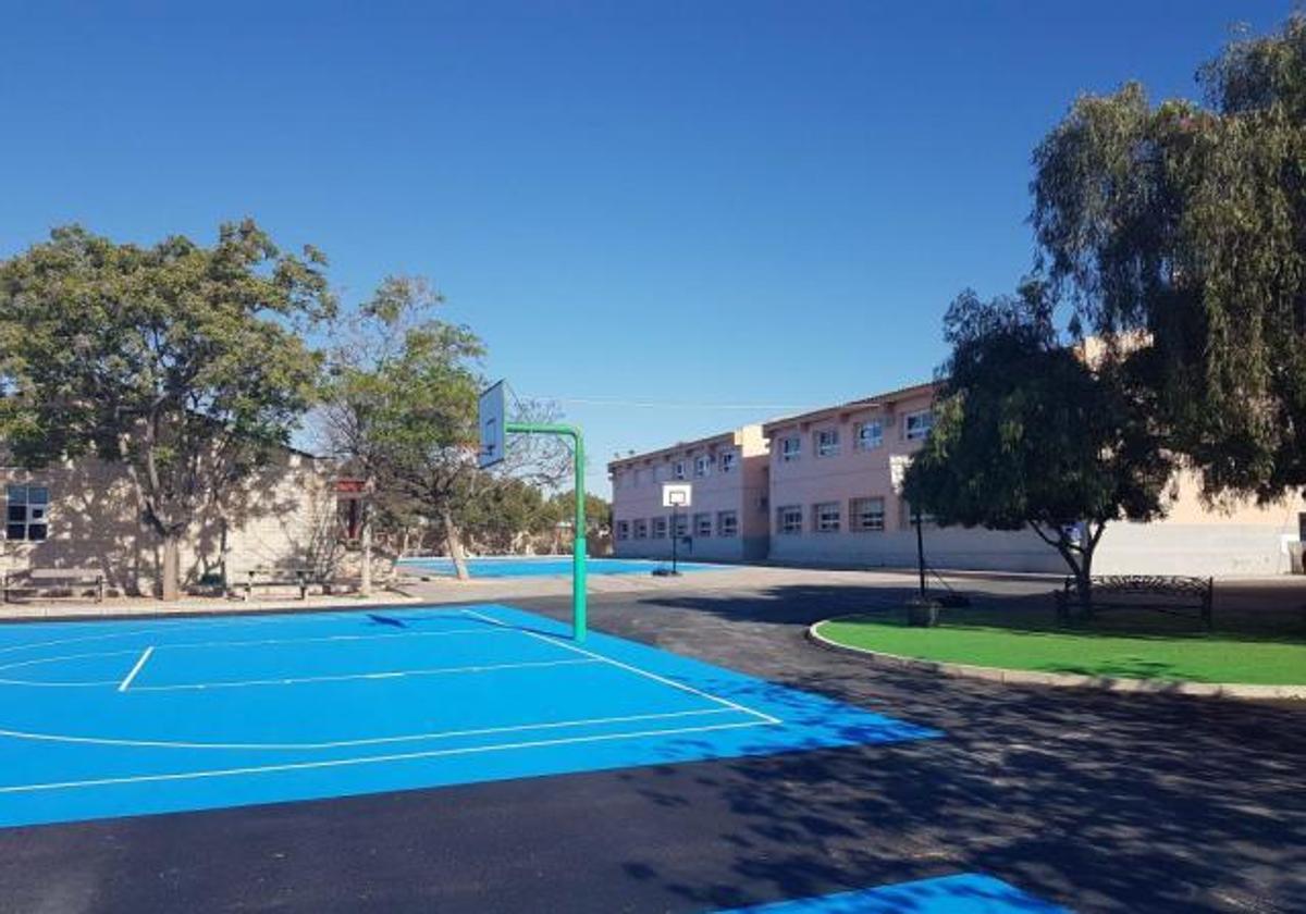 Facilities of the school to be reformed in El Campello.