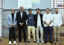 Mesa redonda de periodistas deportivos en la jornada del Centro de Tecnificación.