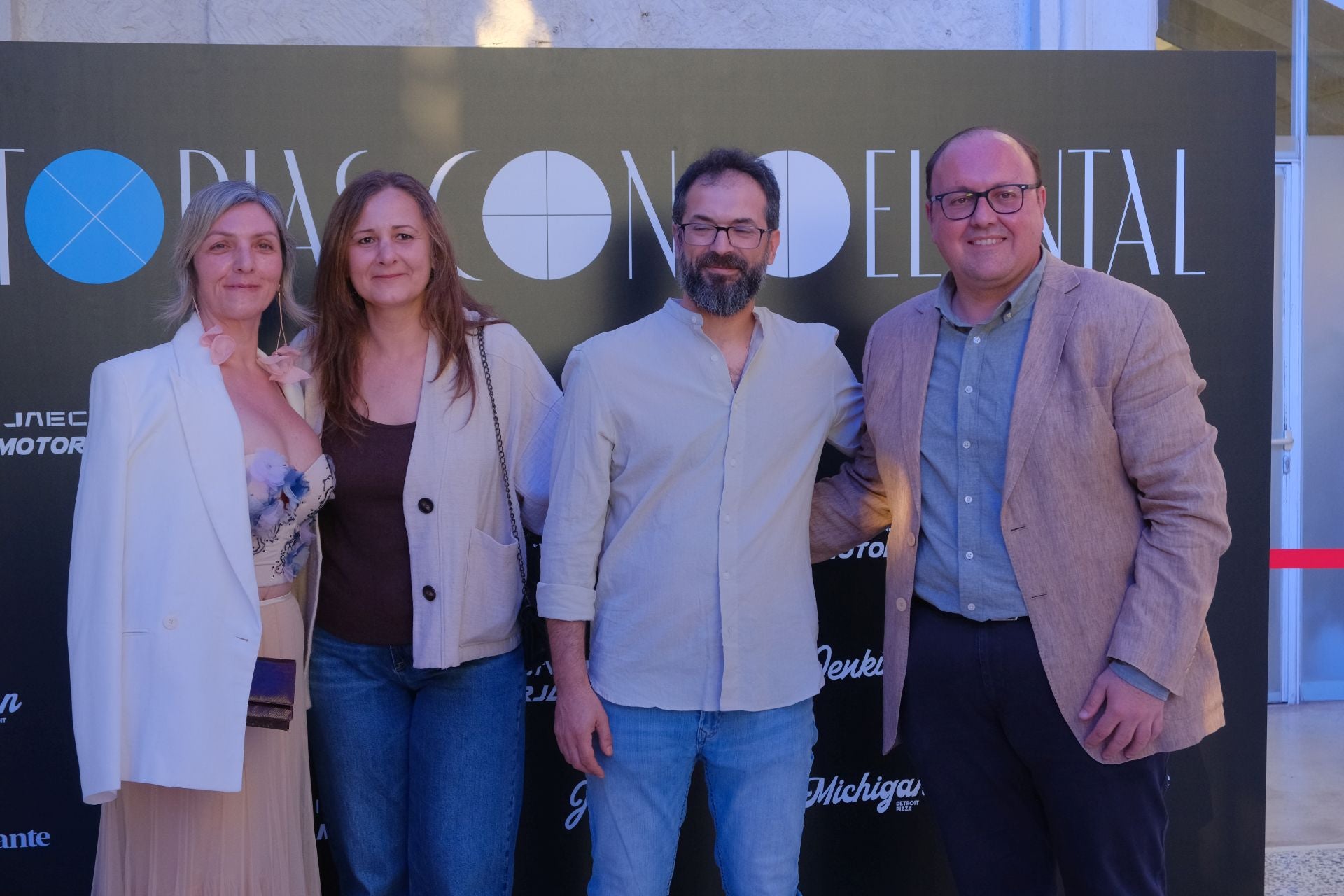 Búscate en el &#039;photocall&#039; de los premios &#039;Historias con delantal 2025&#039; de TodoAlicante