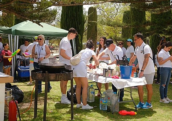 Una de las comisiones, en el certamen de arroces.