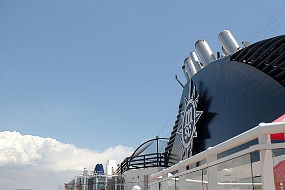 Buque de MSC en el puerto de Alicante.