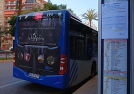 Un autobús de La Alcoyana en la huelga del pasado jueves.