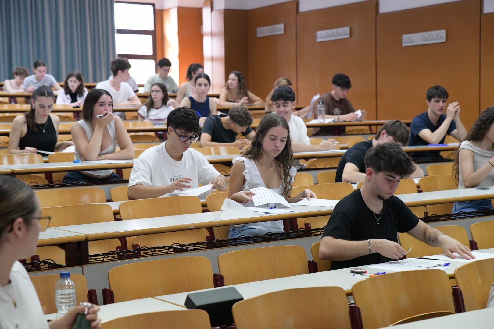Más de 8.200 jóvenes alicantinos deciden a partir de hoy su futuro en la PAU