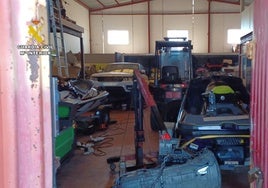 Taller clandestino desmantelado por la Guardia Civil.