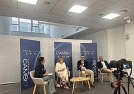 Momento del segundo encuentro del proyecto 'A 1 hora del cambio', celebrado en Petrer.