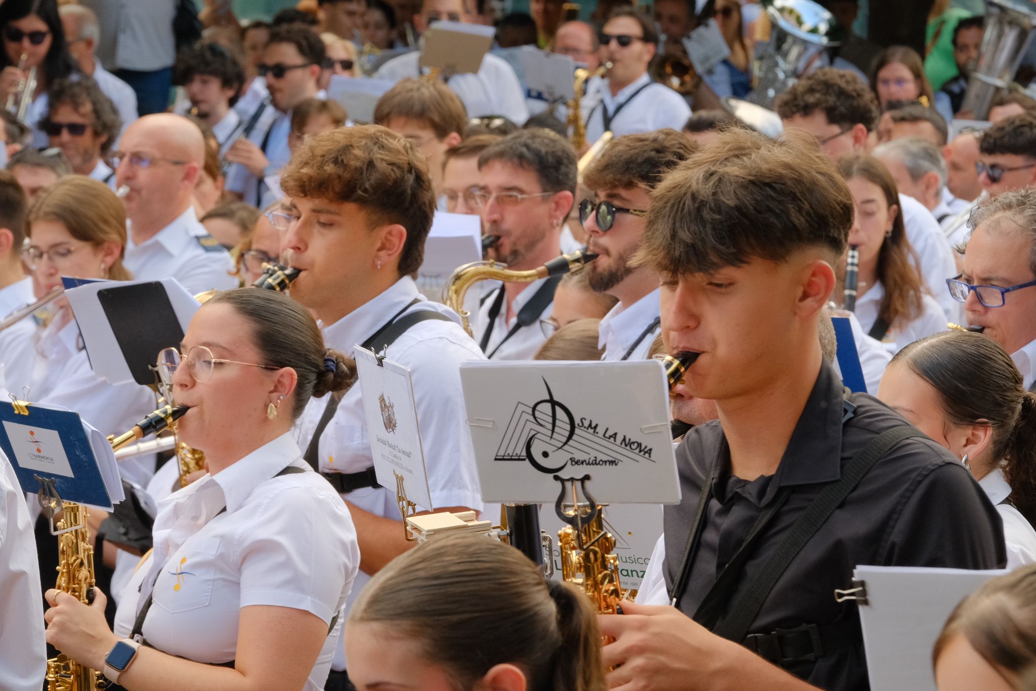 La música marca el inicio de la fiesta de las Hogueras de Alicante 2025
